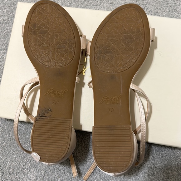 JEWEL BADGLEY MISCHKA Ohara Flat Dress Sandals - Picture 3 of 5